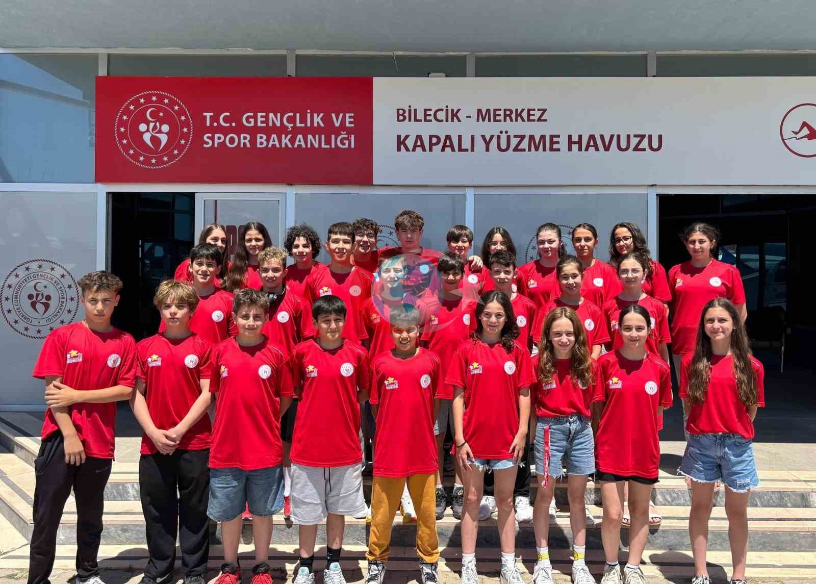 Eskişehirli Genç Kulaçlar Bilecik’te Fırtına Gibi Esti: ANALİG’de Büyük Başarı