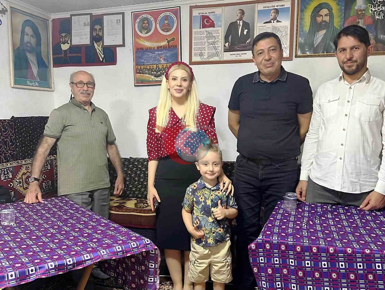 Altıntaş Kaymakamı Ayşegül Yıldırım Zafertepe Çalköy'de Aşure Etkinliğine Katıldı