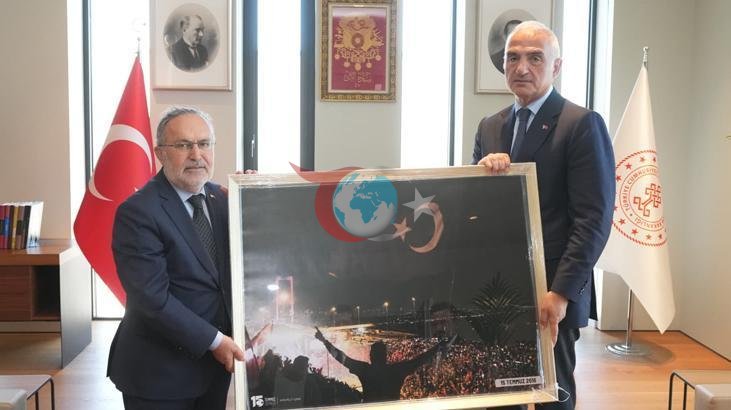Bakan Ersoy, 15 Temmuz Derneği Heyetini AKM'de Ağırladı: "Milli Hafızayı Diri Tutmak Ortak Sorumluluğumuz"