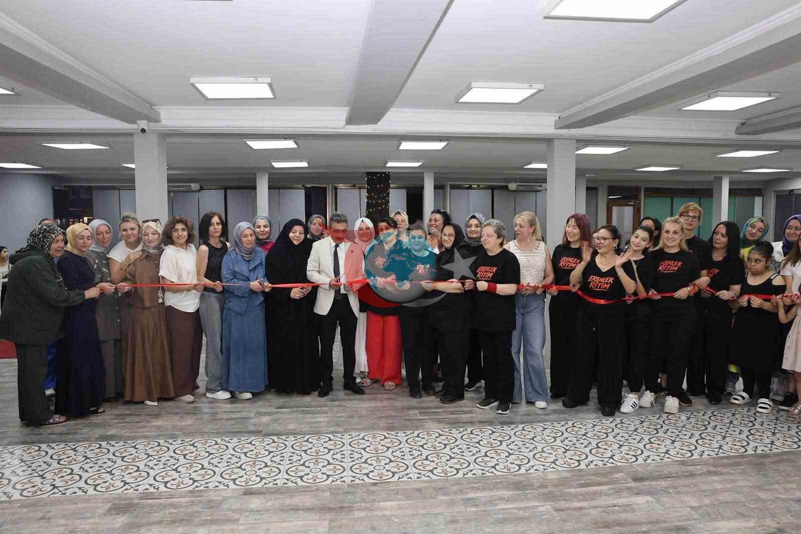 Erenler'de Kadınların Sosyal ve Kültürel Gelişimine Dev Katkı: Kadın Kulübü Kapılarını Açtı