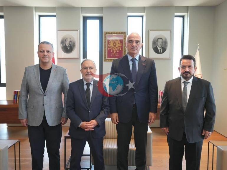 Bakan Ersoy, 15 Temmuz Derneği heyeti ile bir araya geldi