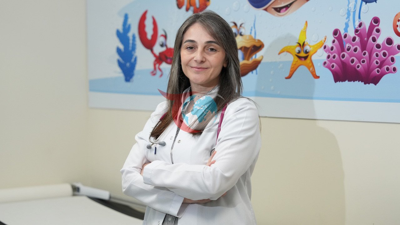 Çocuklarda Sıcak Çarpması Tehlikesine Dikkat: Uzmanından Hayati Uyarılar ve Korunma Yolları