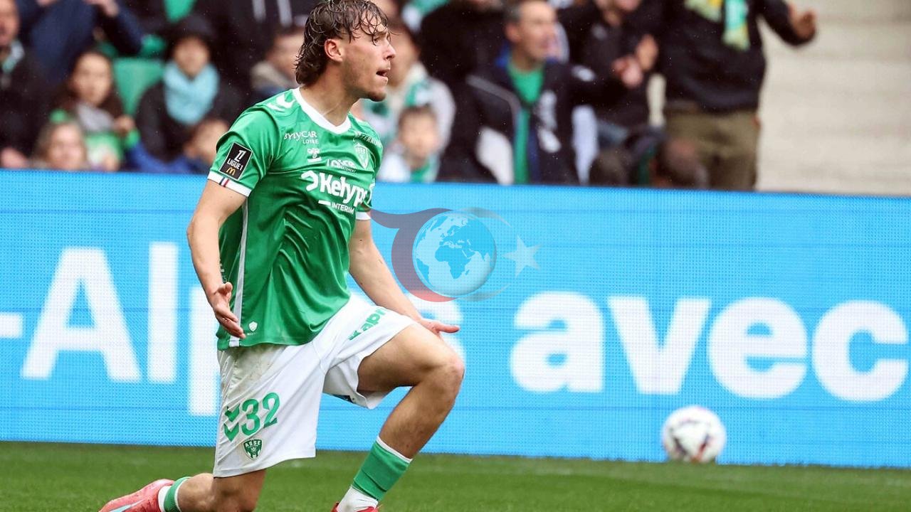 Galatasaray'dan Sürpriz Forvet Hamlesi: Okan Buruk'un Listesindeki 1 Numara Lucas Stassin!