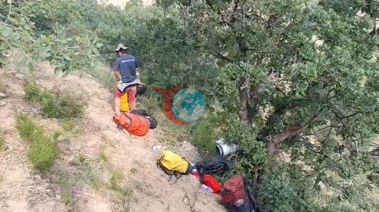 Ол алтын іздеп жүріп қайтыс болды. Үңгірдегі қорқынышты қауіпке байланысты оны 4 күн бойы алып тастау мүмкін болмады.