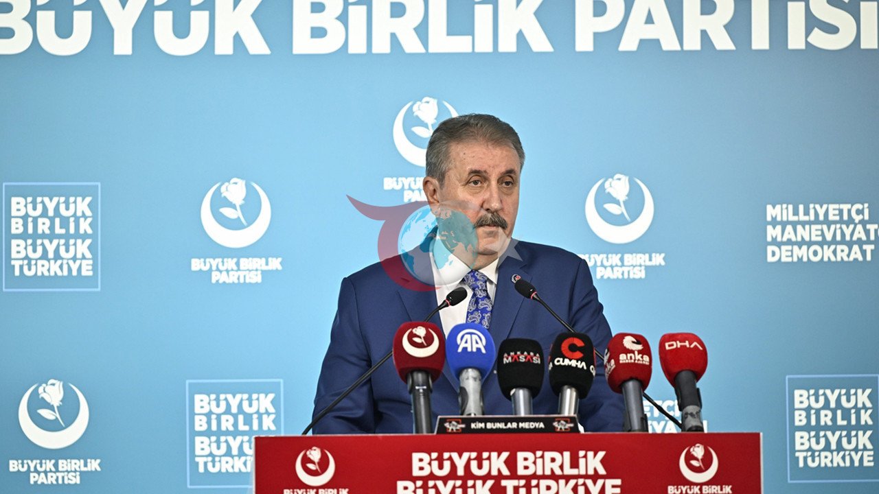 BBP Lideri Destici'den Muhsin Yazıcıoğlu Soruşturması Açıklaması: "Geciken Adalet, Vazgeçeceğimiz Anlamına Gelmez"