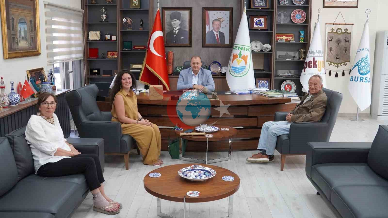 İznik'in Altın Madalyalı Meşe Balı Dünya Sahnesinde: Başkan Usta'dan House of Hunny'ye Tebrik