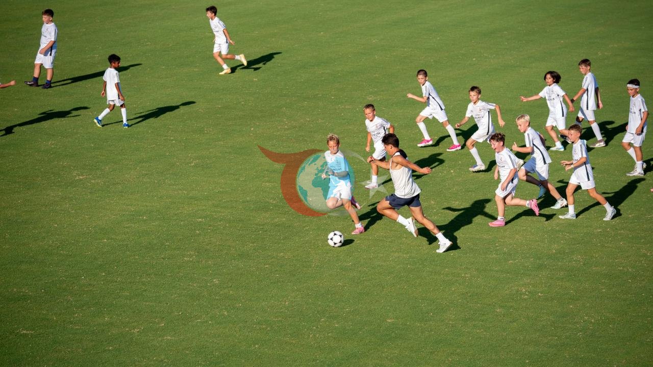 Arda Güler Antalya'da Geleceğin Yıldızlarıyla Buluştu: Real Madrid Foundation Kampına Sürpriz Ziyaret
