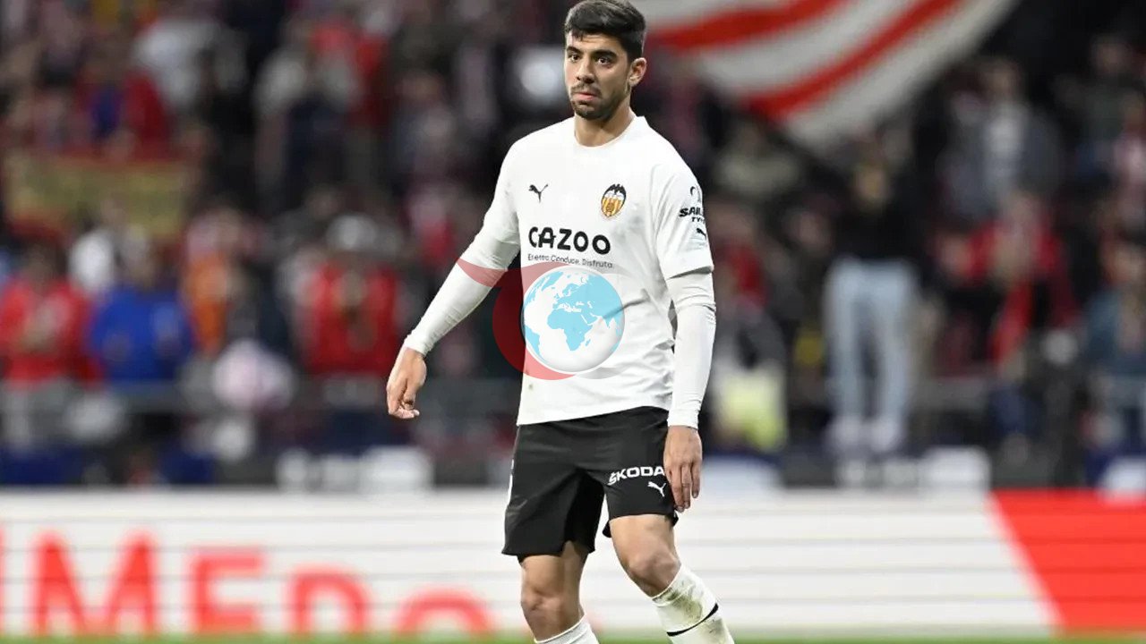 Trabzonspor Cenk Özkacar transferini yakunladi! Bu erda shartnomaning barcha tafsilotlari va narxi