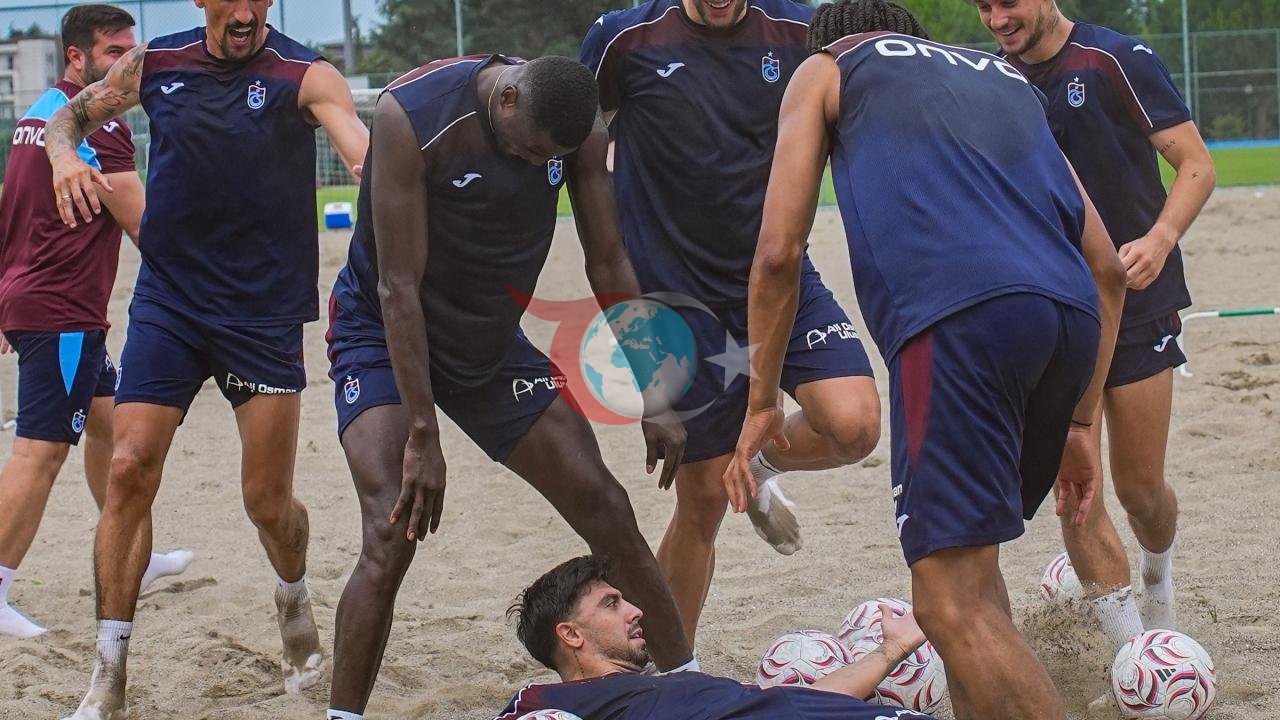 Trabzonspor'da Sıra Dışı Antrenman: Kumda Başlayan İdman Denizde Noktalandı