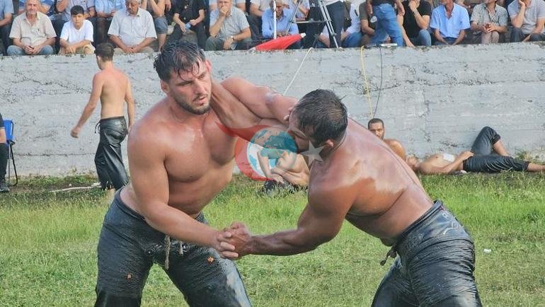 Dağköy yağlı güreşlerinde kavgalı yarı final