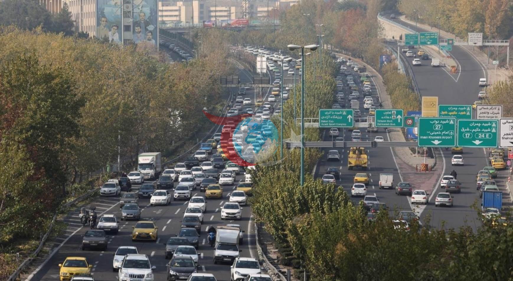 İran'da Aşırı Sıcak Alarmı: Dereceler 50'yi Aşacak, Kamu Kurumlarında Uzaktan Çalışma Kararı Alındı