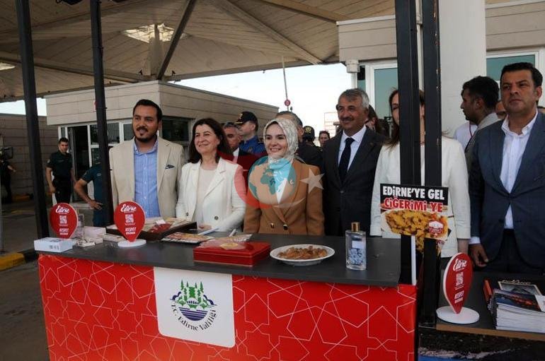 Bakan Göktaş: Gurbetçi vatandaşlarımız iki ülke arasında köprü vazifesi üstlenmekte
