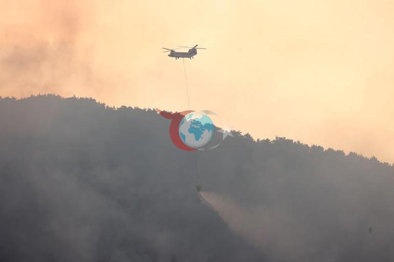 Antalyada orman yangını Alevlere havadan ve karadan müdahale sürüyor