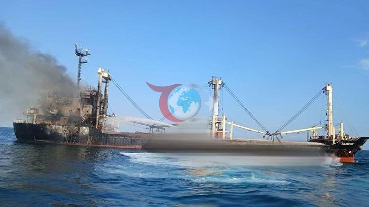 Karadeniz'de Sıcak Çatışma: Rusya Odessa Açıklarında Yük Gemisini Vurdu! 5 Denizci Kayıp