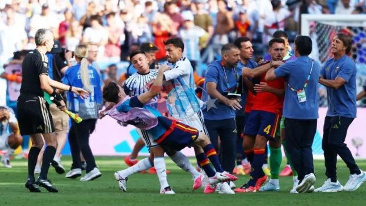 2026 Dünya Kupası Finalinde Kaos: İspanya Şampiyon Oldu, Paredes Sahayı Savaş Alanına Çevirdi!