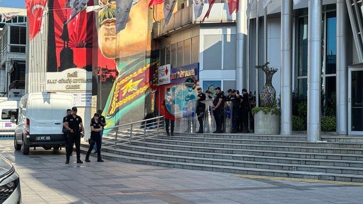 Son Dakika: İzmit Belediye Başkanı Fatma Kaplan Hürriyet ve Eşi Gözaltına Alındı!