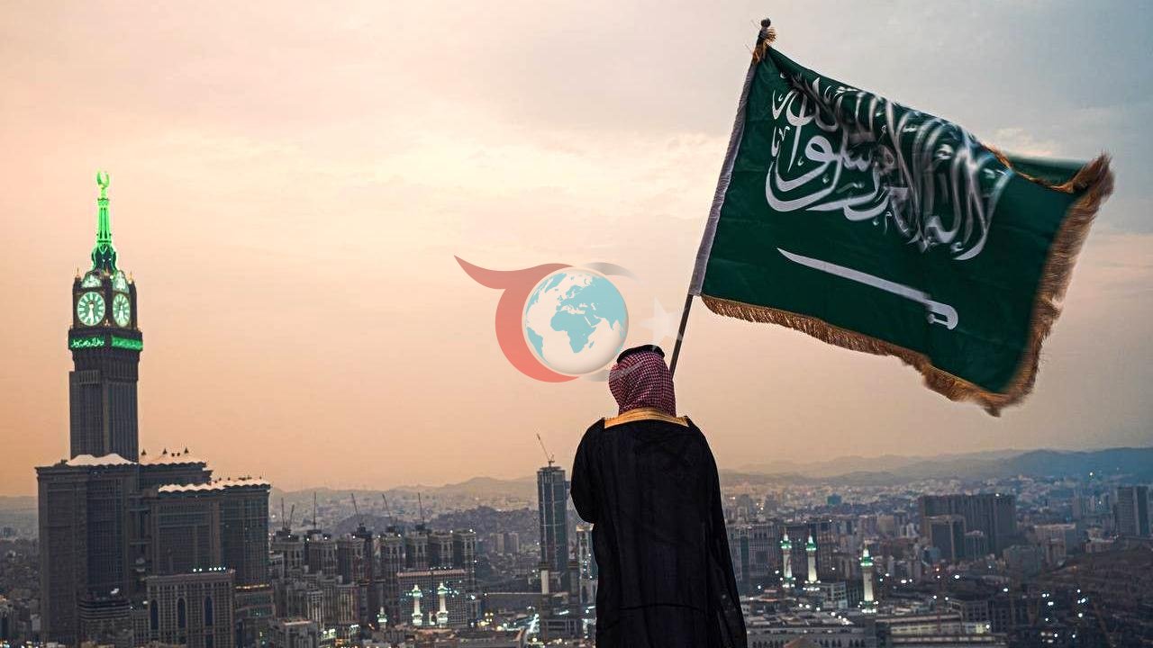 Suudi Arabistan'dan Yeni Umre Vizesi Kararı: 1 Yıllık Çok Girişli Vize Dönemi Başladı