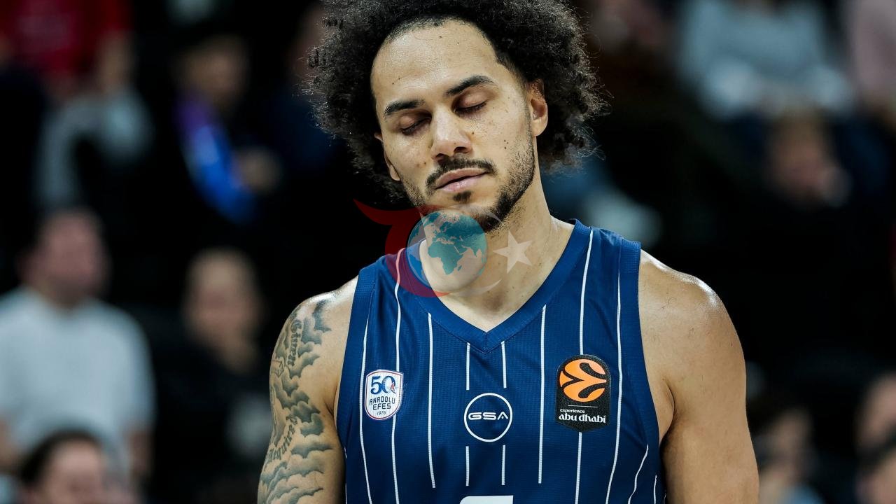 Shane Larkin'den Anadolu Efes Yönetimine Sert Sitem: "Söz Verdiler Ama Zemin Ayağımın Altından Kaydı"