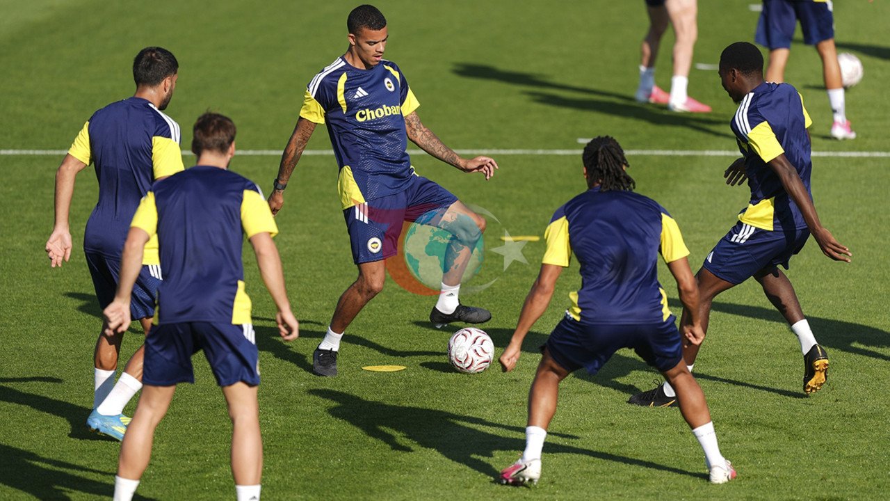 Fenerbahçe'den Devler Ligi Öncesi Radikal Karar: UEFA Kadrosunda Büyük Revizyon!