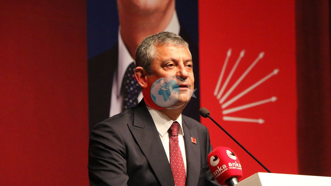 CHP'de Yeni Parti Depremi: Aziz Gürsoy'dan Özgür Özel'e Zehir Zemberek Suçlamalar