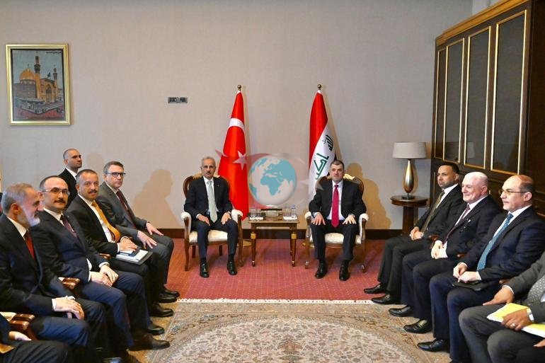 Bakan Uraloğlu, Iraklı mevkidaşıyla Kalkınma Yolu Projesini görüştü