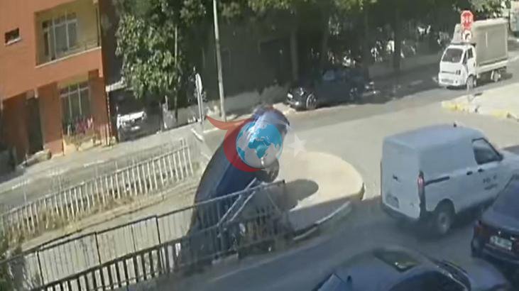 Pendik'te Korkutan Kaza: Kontrolden Çıkan Otomobil Dereye Uçtu!
