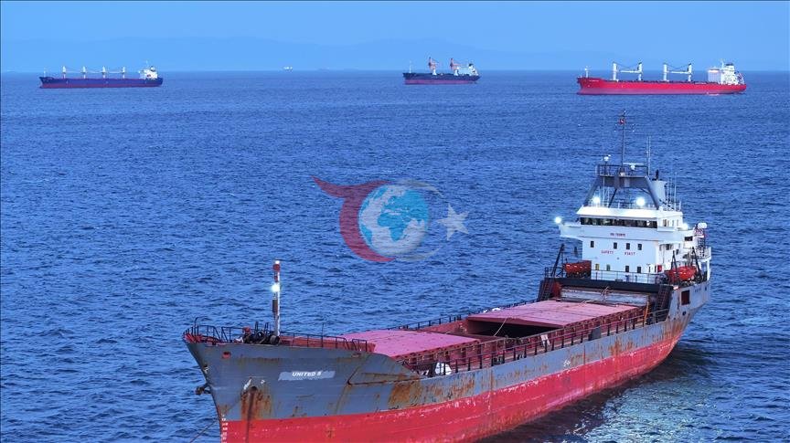 Hürmüz Boğazı'nda Kritik Gerilim: Enerji Sevkiyatı Durma Noktasına Geldi, Petrol Fiyatları Fırladı!