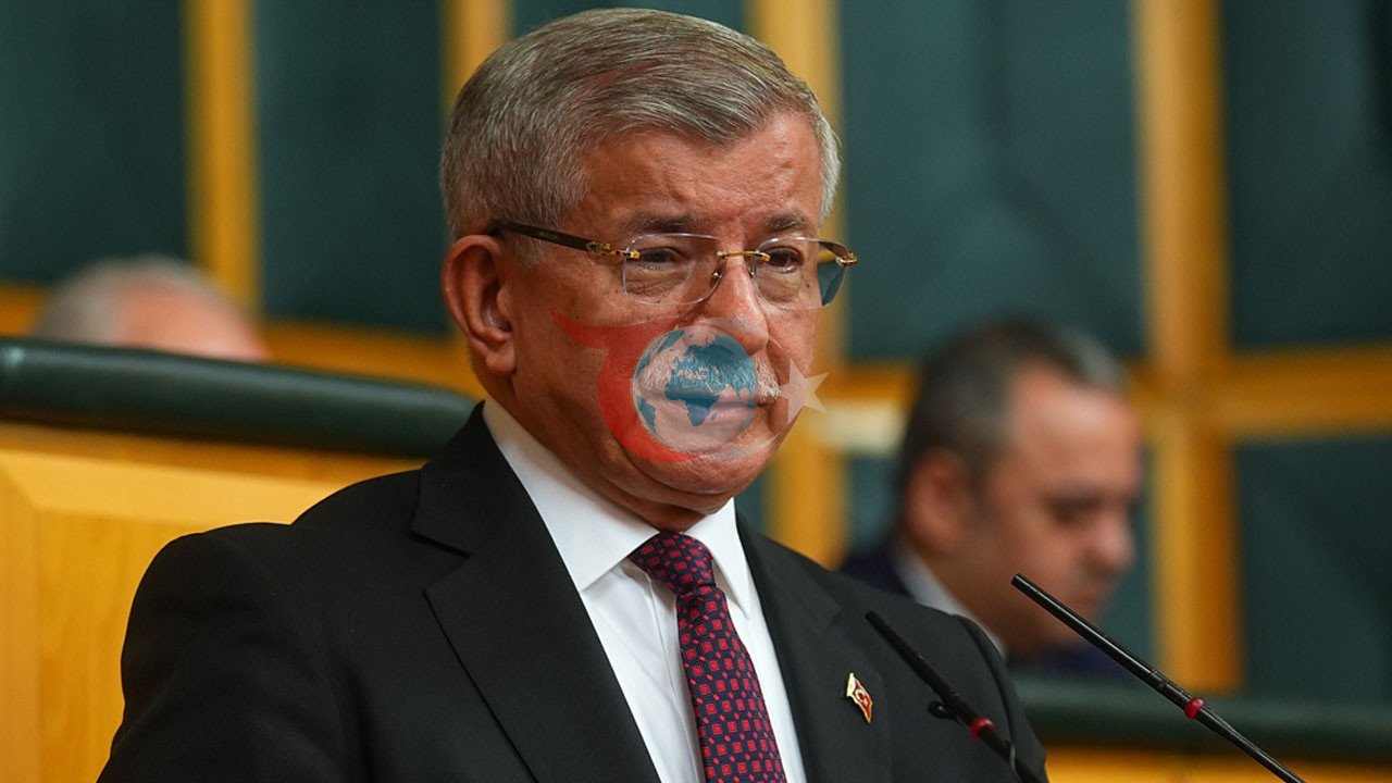 Əhməd Davudoğlundan Yeni Partiya İddialarına İlk Şərh: "Uğurlar demək bizdən asılıdır"