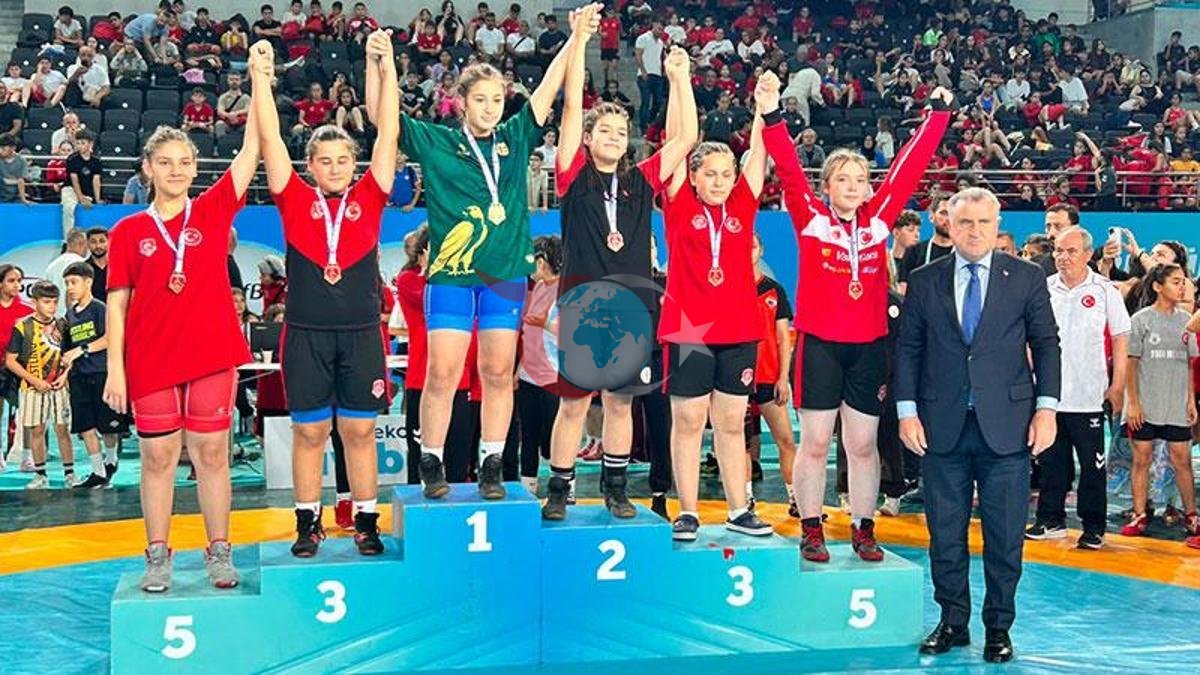 Bakan Osman Aşkın Bak: "Geleceğin Olimpiyat Şampiyonları Bu Minderden Çıkacak"