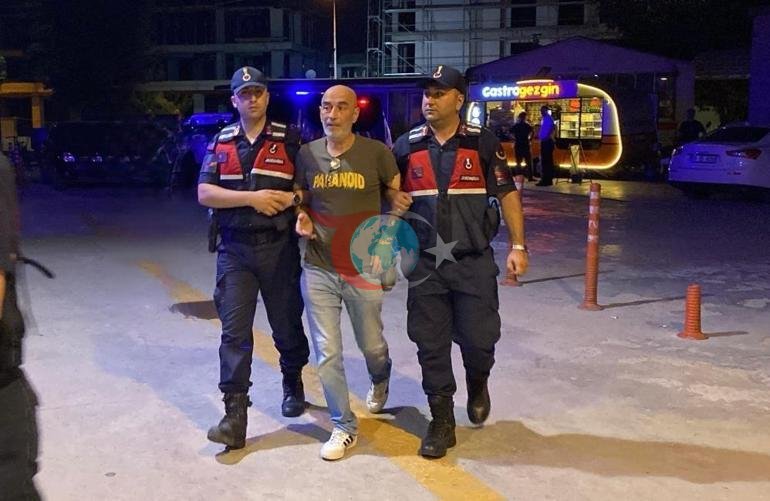 Белгилүү режиссёр Эзел Акай баңгизат менен кармалды