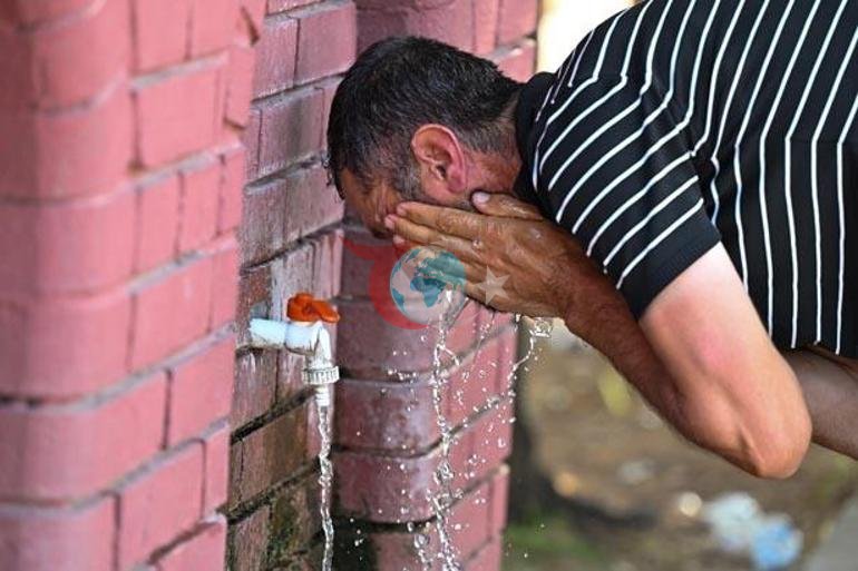 Şəhərdə havanın temperaturu 49 dərəcəyə çatıb. Vətəndaşlar nə edəcəklərini çaşdırıblar