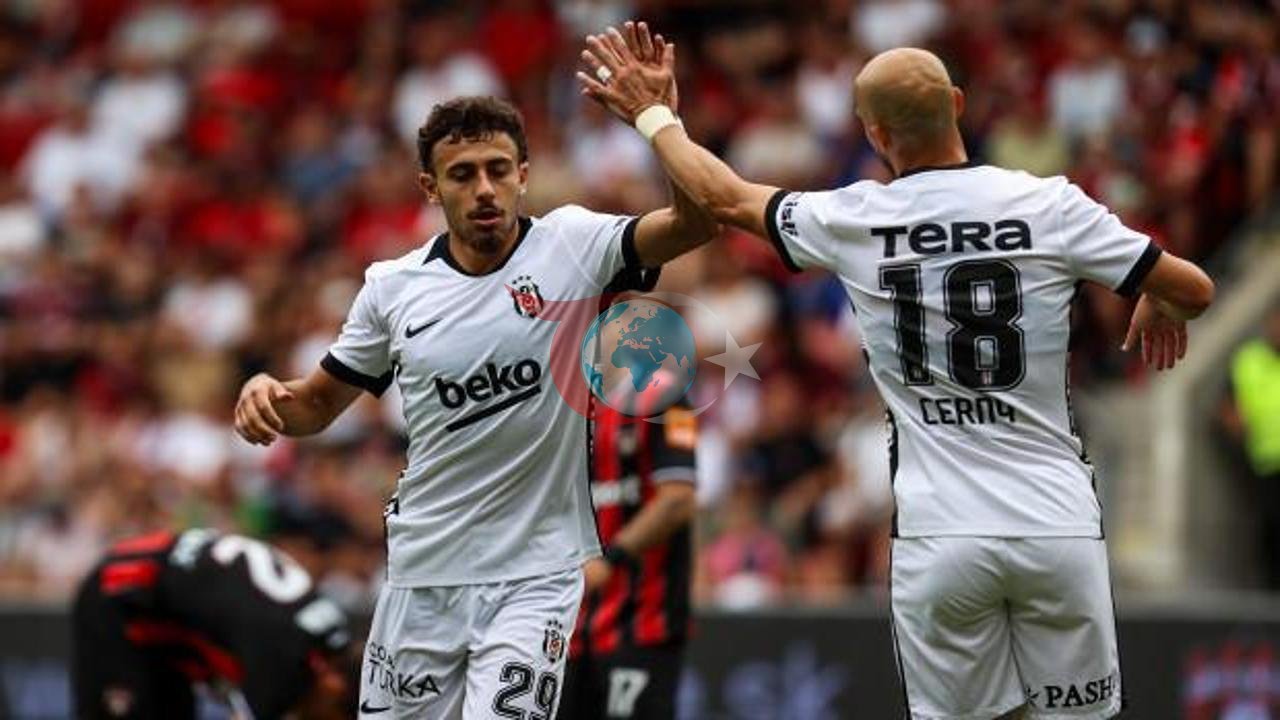 Beşiktaş - Midtjylland Maçı İlk 11'leri Belli Oldu! Dev Mücadele Tüpraş Stadyumu'nda Başlıyor