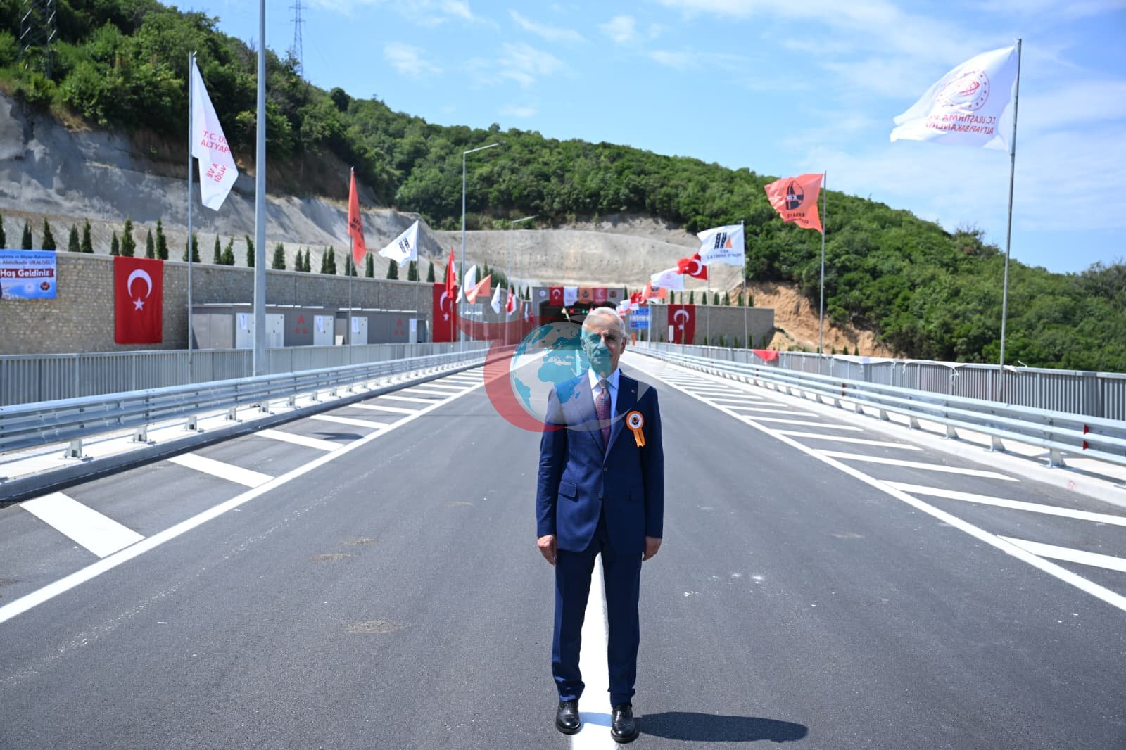 Bakan Uraloğlu Duyurdu: Yalova-Armutlu Yolu Açıldı, Ulaşım Süresi Yarı Yarıya Düştü