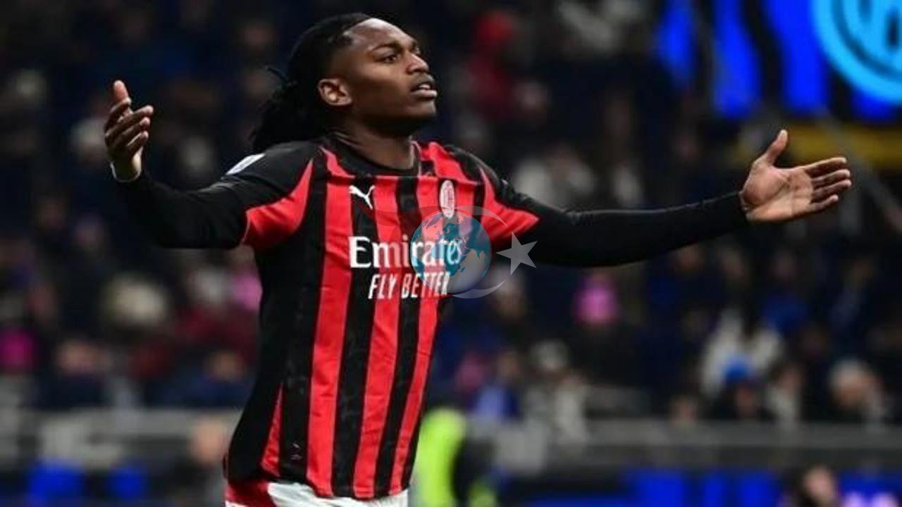 Fenerbahçe'den Transfer İddialarına Net Yalanlama: Rafael Leao ve Ermedin Demirovic Açıklaması
