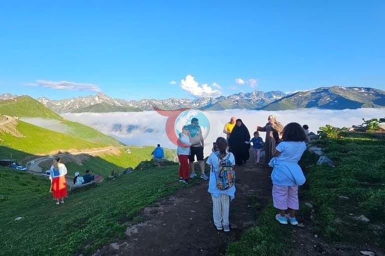 Türkiyənin buludların üstündəki ən bənzərsiz mənzərəsinə ziyarətçi axını