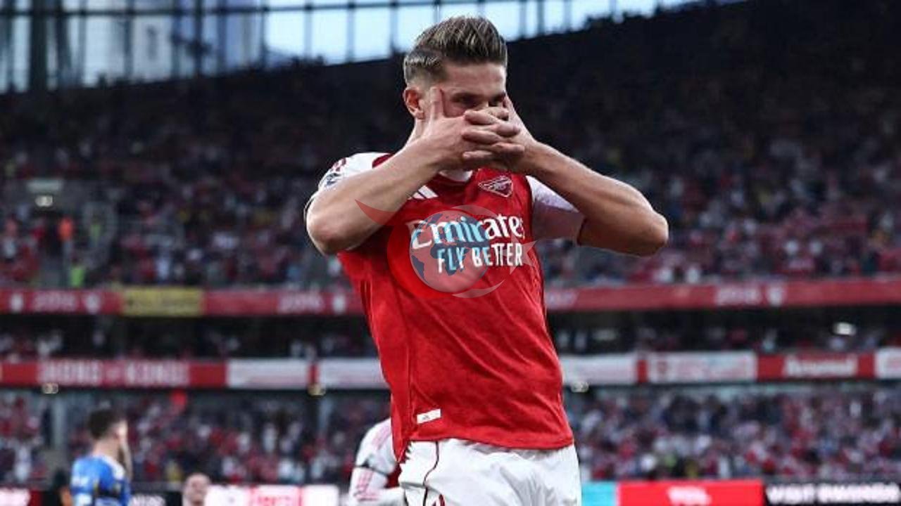 Arsenal'dan Yılın Transfer Bombası: Julian Alvarez İçin 100 Milyon Euro ve Viktor Gyökeres Masada!