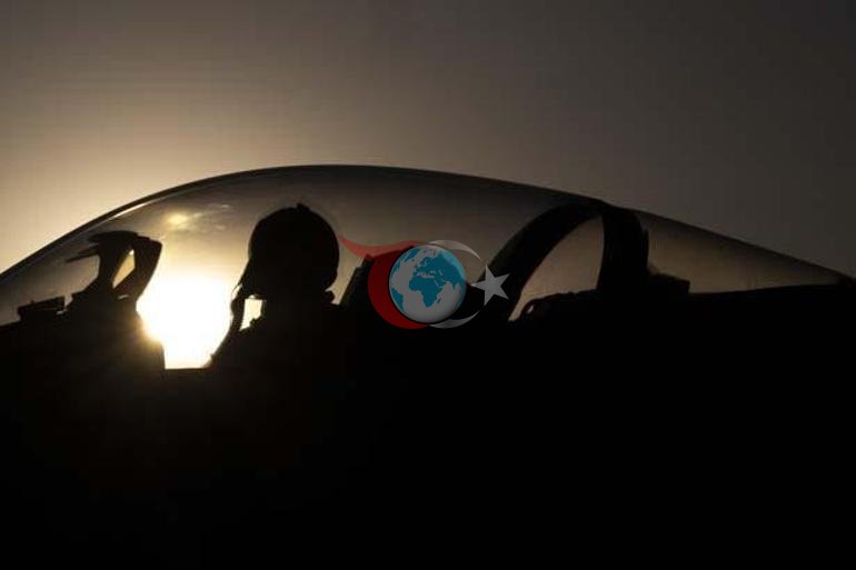 Turkiya F-16 samolyotlari Boltiqboʻyi osmonida navbatchilik qilmoqda. 24/7 toifadagi signal soati
