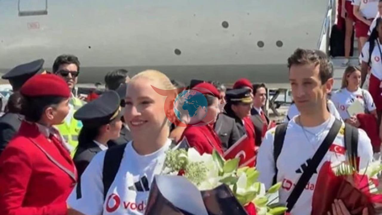 Filenin Sultanları Yurda Döndü: 2026 FIVB Milletler Ligi Şampiyonu Türkiye'de Coşkuyla Karşılandı