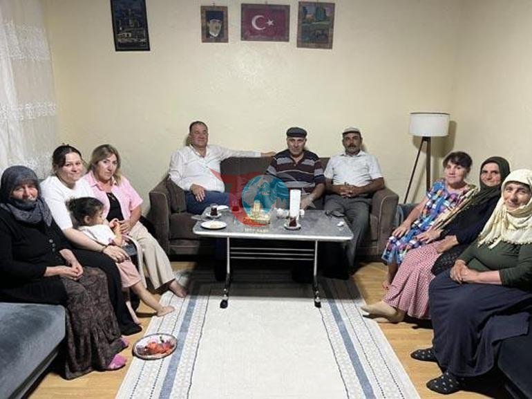 100 il sonra gəlib qapını döydülər Qarsda tarixə düşən görüş