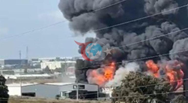Kocaeli’de alevler yükseldi Yangın iki depoyu sardı