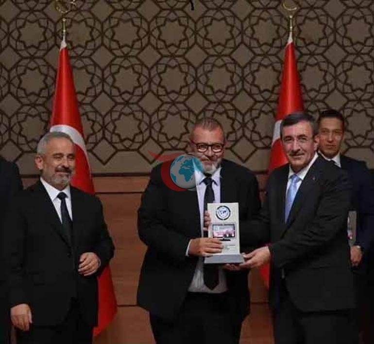 Uzak Şehire ödül