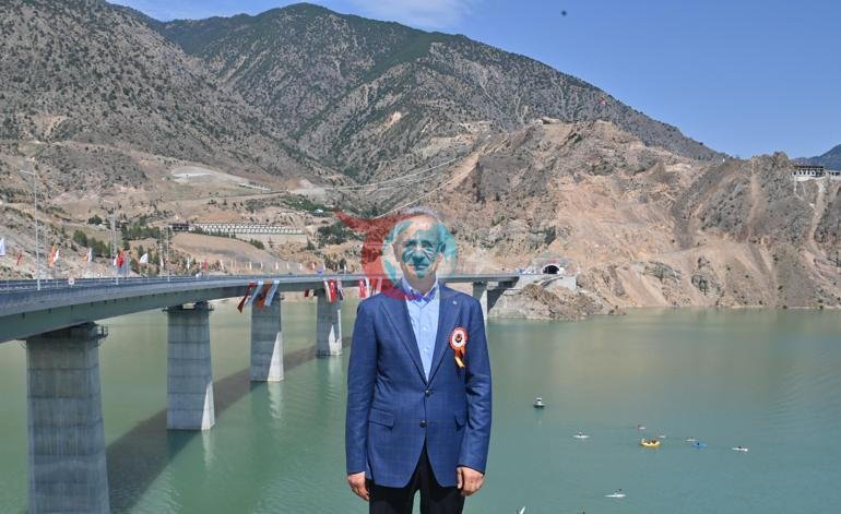 Bakan Uraloğlu: 24 yılda 519 kilometre uzunluğunda 4 bin 272 köprü inşa ettik