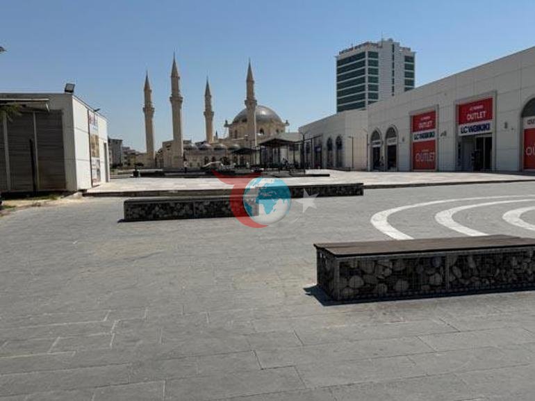 Termometr 47 dərəcəyə çatıb. Şəhər boşaldılıb