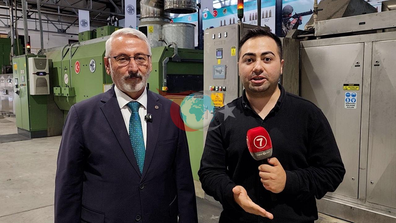 MKE-nin baş direktoru İlhami Keleş (solda), 