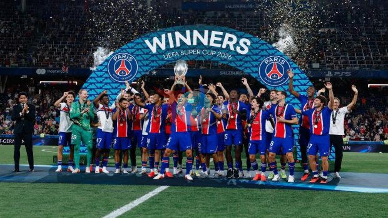 UEFA Süper Kupa'da Şampiyon Paris Saint-Germain! Aston Villa'yı Deviren PSG Kupayı Kaptı