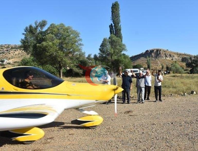 U onasiga bergan va'dasida turib, 