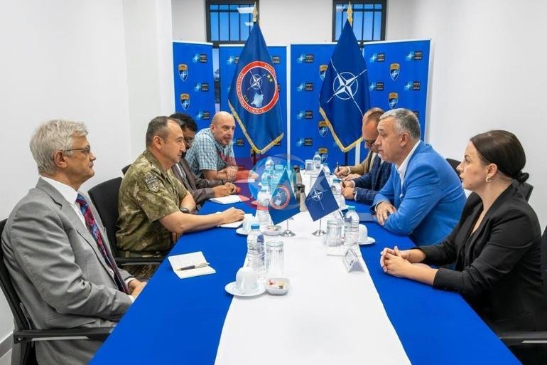 NATO-nun Kosovodakı kritik addımı KFOR əsgərlərini körpüdən geri çəkdi