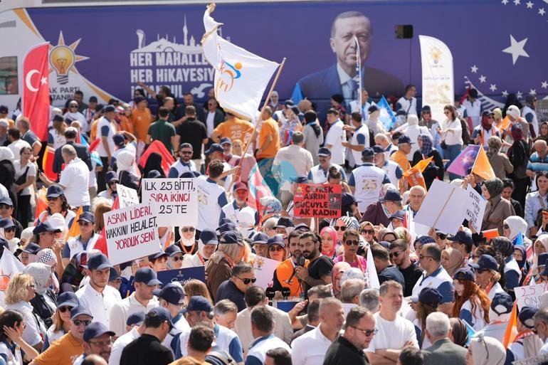 AK Parti’nin kuruluş yıl dönümü programı için Ankara’ya giden binlerce partili Kocaeli’de buluştu