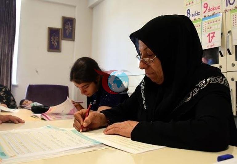 Avtobus dayanacağında verdiyi suala aldığı cavab onun həyatını dəyişdi: O zaman biabırçılıq idi