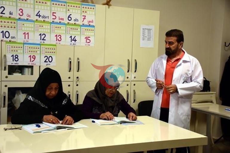 Avtobus dayanacağında verdiyi suala aldığı cavab onun həyatını dəyişdi: O vaxt biabırçılıq idi